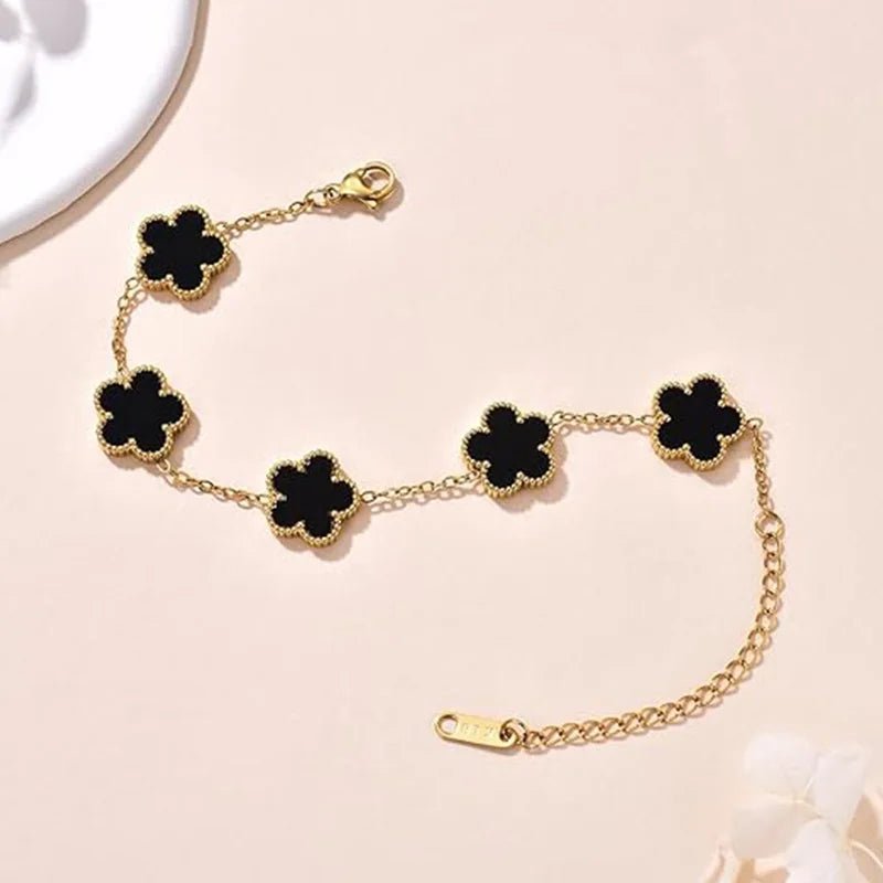 Eternal Clover Bracelet 🌸 - Britt Company