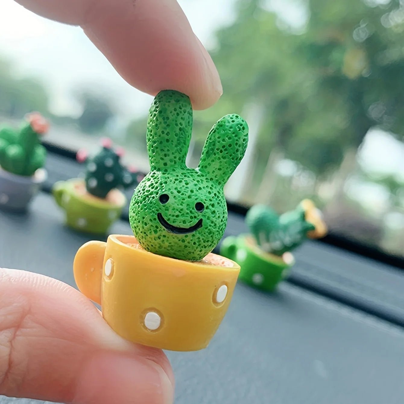 🌵 Mini Resin Cactus Ornaments – Set of 4 - Britt Company
