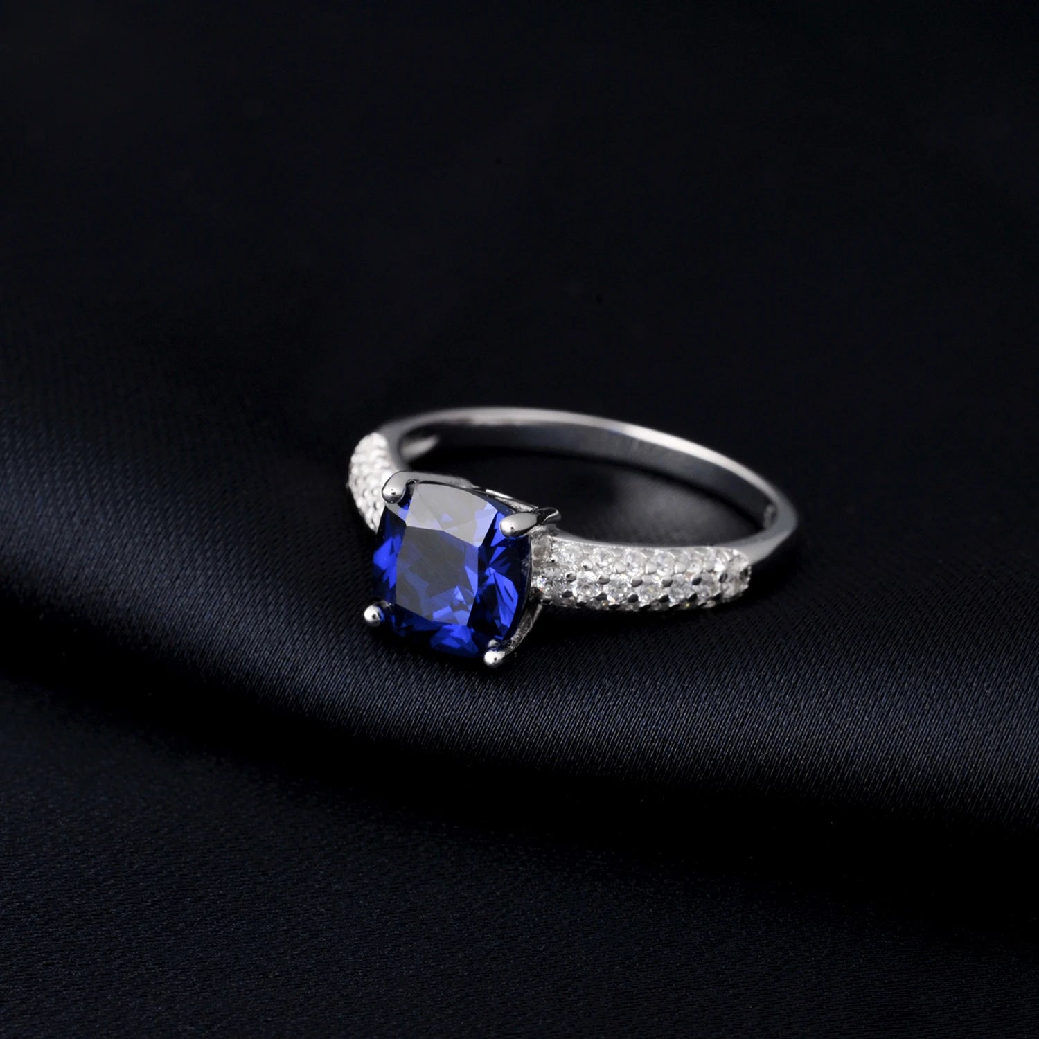 💎 Royal Cushion – Certified 925 Sterling Silver Cocktail Ring - Britt Company