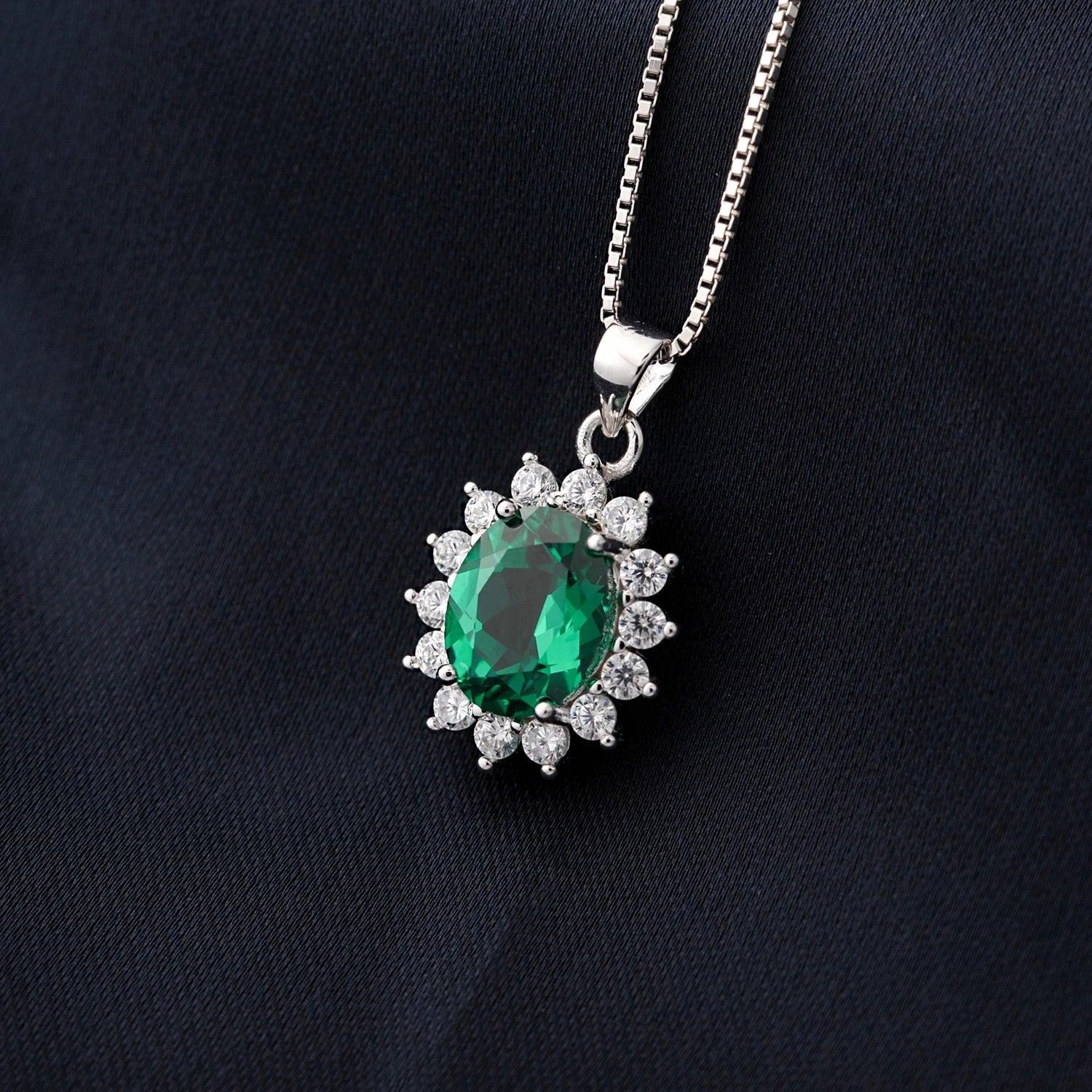 💎 Royal Starburst – Certified 925 Sterling Silver Oval Gemstone Pendant - Britt Company